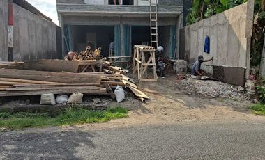 ruko di pinggir jalan siulan denpasar timur