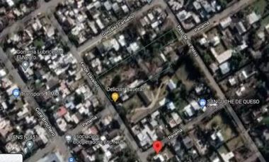 Lote con Caballerizas
