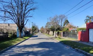 Lote con Caballerizas