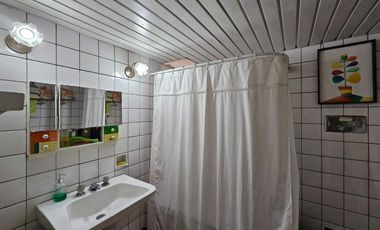 Venta casa 4 ambientes en Bernal Oeste