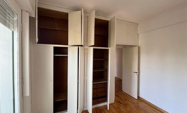 Alquiler 4 ambientes con balcon en Vicente Lopez