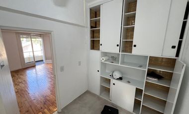 Alquiler 4 ambientes con balcon en Vicente Lopez