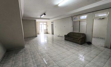 Dijual Cepat Rumah 2 Lantai Puri Media Jakarta Barat