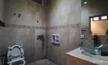 Rumah Modern 2,5 lantai 274mtr Private Pool Cipinang Elok