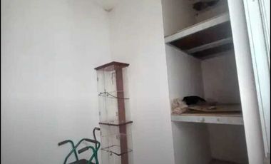 Disewakan Rumah untuk Gudang/Kantor di Senen, Jakarta Pusat