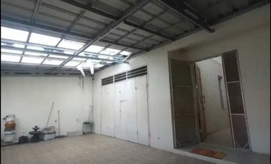 Disewakan Rumah untuk Gudang/Kantor di Senen, Jakarta Pusat