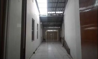Disewakan Rumah untuk Gudang/Kantor di Senen, Jakarta Pusat