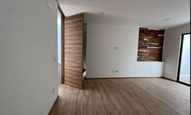 CASA EN VENTA LINDAVISTA, TRES MARÍAS