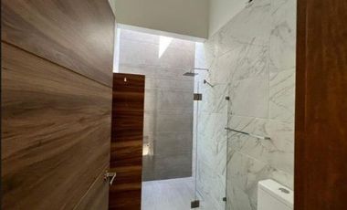 CASA EN VENTA LINDAVISTA, TRES MARÍAS