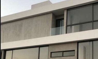 CASA EN VENTA LINDAVISTA, TRES MARÍAS