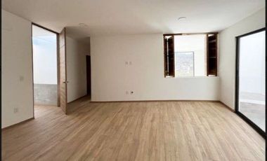 CASA EN VENTA LINDAVISTA, TRES MARÍAS