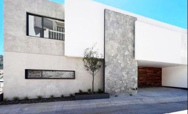 CASA EN VENTA LINDAVISTA, TRES MARÍAS