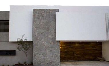 CASA EN VENTA LINDAVISTA, TRES MARÍAS