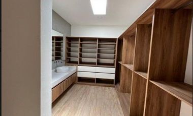 CASA EN VENTA LINDAVISTA, TRES MARÍAS