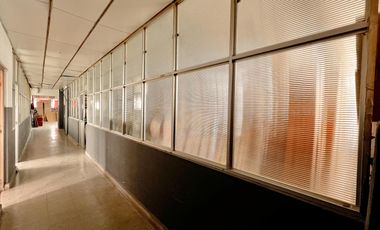 Venta, Fabrica/Galpón, 1633 m2 en 2 plantas con local a la calle, Ruta 2 y Strobel