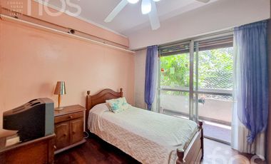 VENTA DUPLEX DE CUATRO DORMITORIOS MAS COMODIN EN BARRIO MARTIN