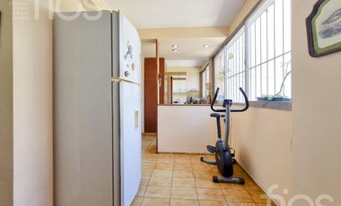 VENTA DUPLEX DE CUATRO DORMITORIOS MAS COMODIN EN BARRIO MARTIN