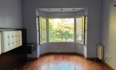 Casa en  Abril Club de Campo