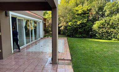 Casa en  Abril Club de Campo