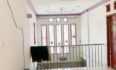 Rumah 2 Lantai perum puri II Panam Pekanbaru