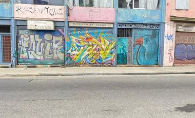 Local Comercial en Venta en Calle Cochrane