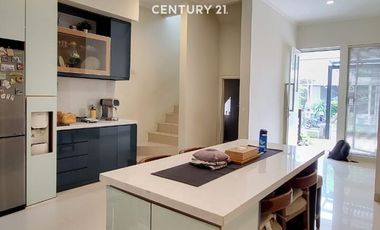 Rumah Rapi Siap Huni Dalam Cluster Di Discovery Bintaro JS16851