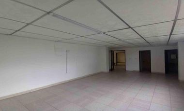 CASA COMERCIAL EN ARRIENDO EN LA AV 19/ ARMENIA