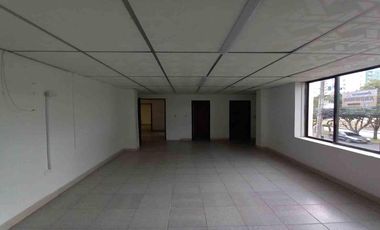 CASA COMERCIAL EN ARRIENDO EN LA AV 19/ ARMENIA