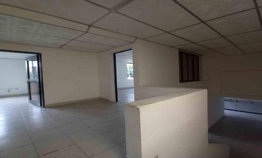 CASA COMERCIAL EN ARRIENDO EN LA AV 19/ ARMENIA