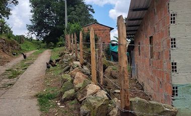 VENTA de CASA LOTE en FUSAGASUGA