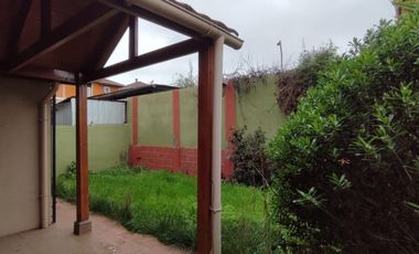 LINDA Y ACOGEDORA CASA EN CONDOMINIO EN MIRAFLORES