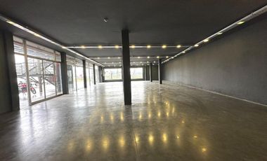 VENTA LOCAL PLANTA BAJA  334 M2  VERDI 57 PILAR