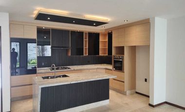 CASA EN VENTA EN SAN ANGEL IV