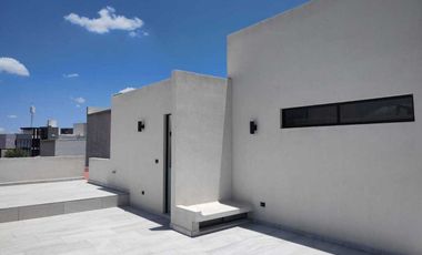 CASA EN VENTA EN SAN ANGEL IV