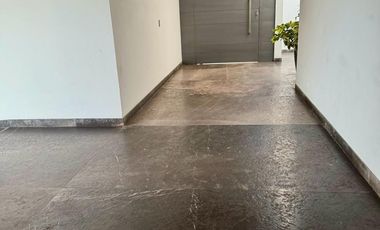 CASA EN VENTA, COL LAS AGUILAS