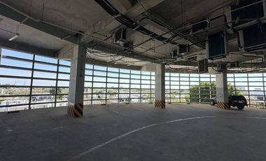 Oficina en venta de 73 m2 en Orión Business Hub en Montebello, Mérida.