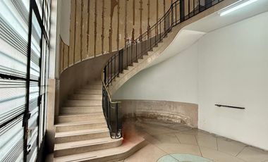 Edificio de Epoca en Venta en la San Rafael
