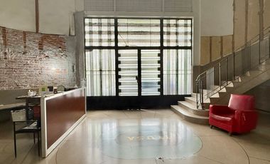 Edificio de Epoca en Venta en la San Rafael