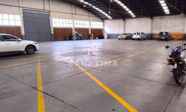 Celaya Centro: Gran bodega con excelente ubicacion y acceso.