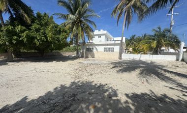 Casa en Venta en 2da Fila y en Esquina en Telchac Puerto