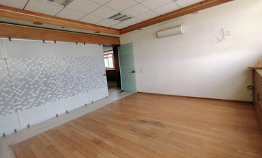 Edificio en Venta con múltiples posibilidades