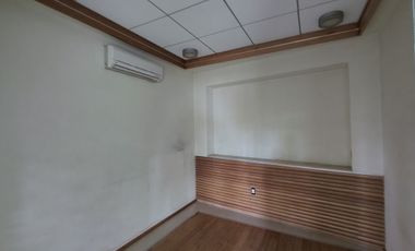 Edificio en Venta con múltiples posibilidades