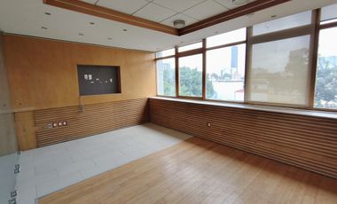 Edificio en Venta con múltiples posibilidades