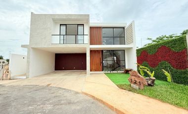 Casa en Preventa en Privada Residencial en Sitpach