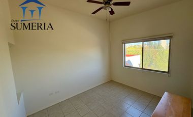 Departamento de dos plantas semi amueblado en Quintas del Sol frente a parque