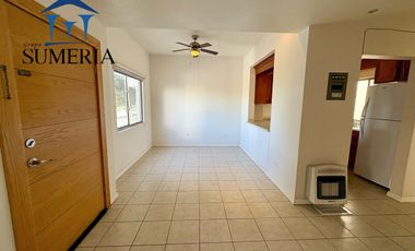 Departamento de dos plantas semi amueblado en Quintas del Sol frente a parque