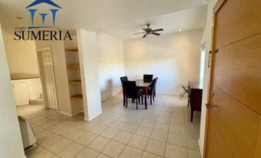 Departamento de dos plantas semi amueblado en Quintas del Sol frente a parque