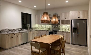 Casa en Renta – Sierra Dorada / Casa Palmas💲 $4,500 USD / mes 🟢