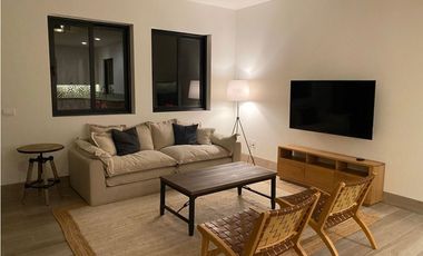 Casa en Renta – Sierra Dorada / Casa Palmas💲 $4,500 USD / mes 🟢