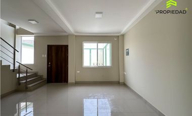 Casa en Venta en Elegole - Manta | Cerca de Terminal, Aeropuerto, Shop